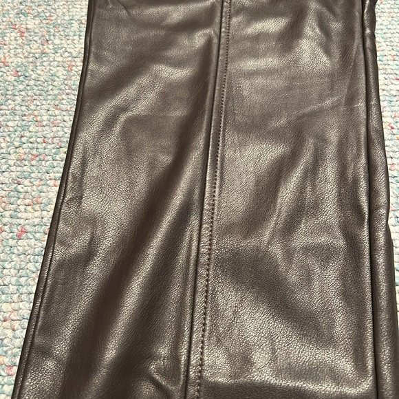 NWT ladies size 14 Gap Brown Mid Rise Vegan Leather Skinny Pants - Picture 11 of 13